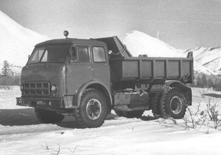 МАЗ-503С