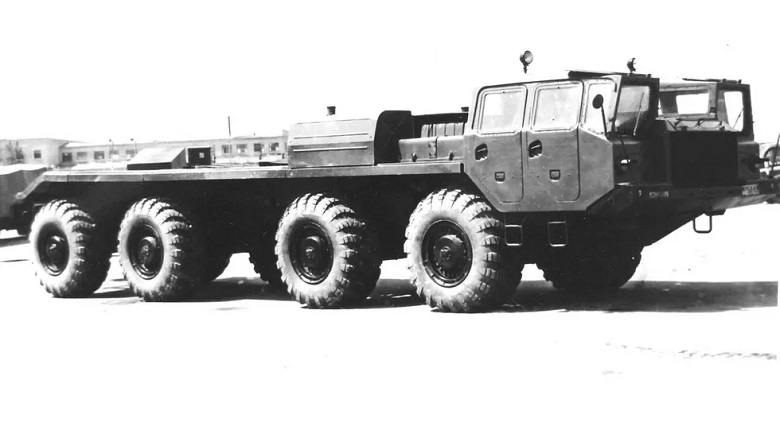 МАЗ-543